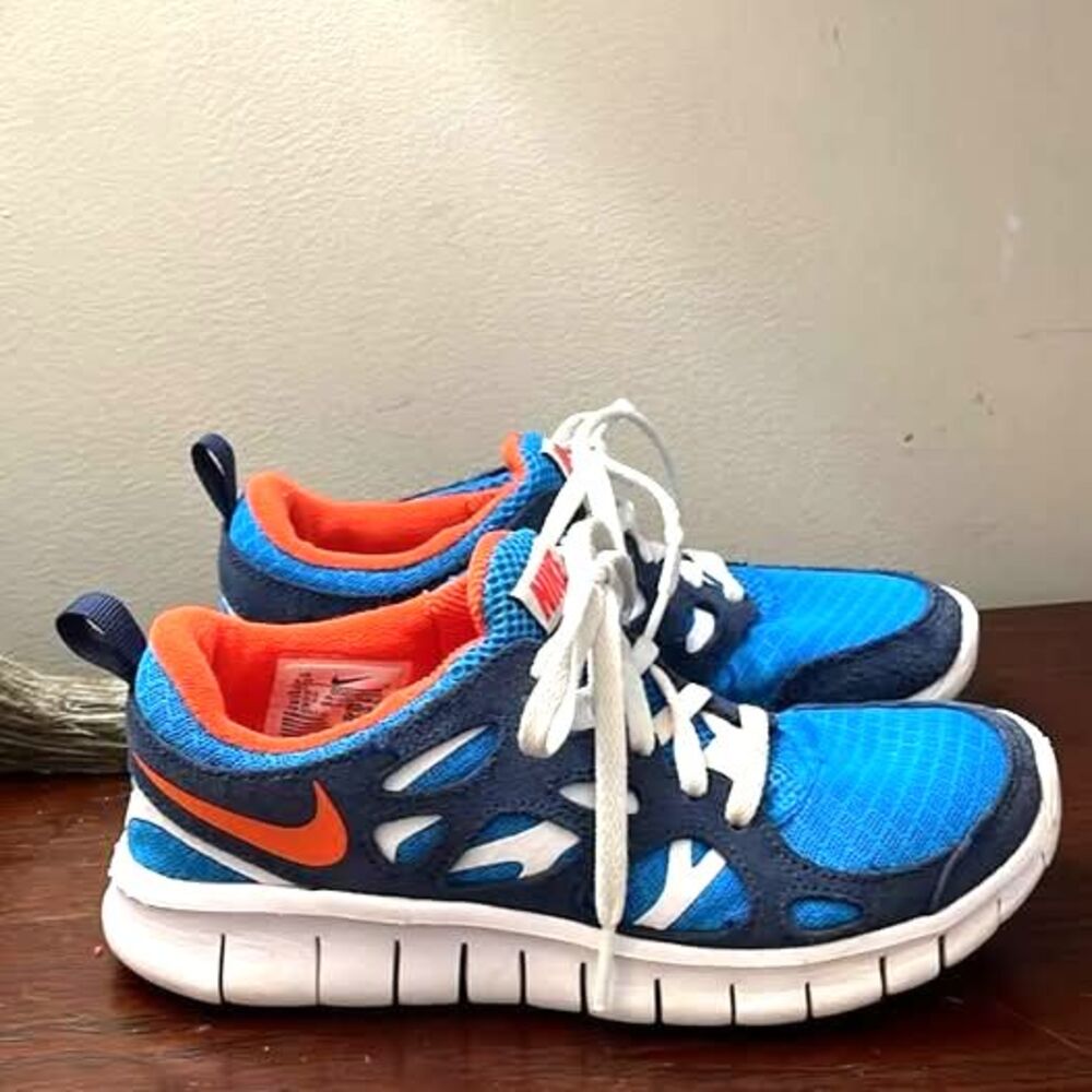 2021 NIKE Free Run 2 Light Blue & Orange Size 3.5Y